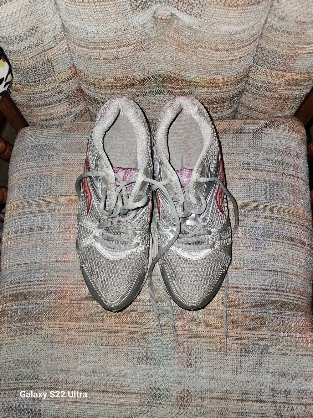 Saucony Women’s Athletic Sneakers - Gray with Pink Accents